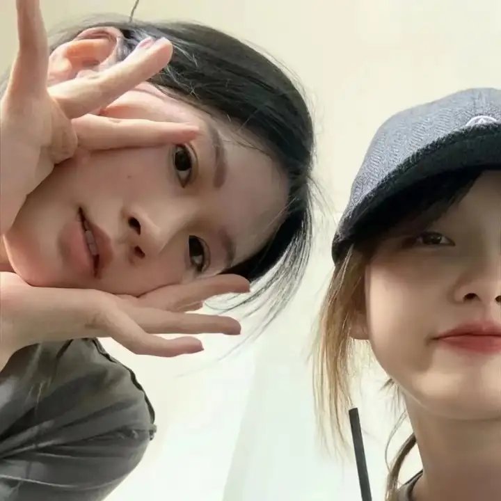 普通爱情小故事封面
